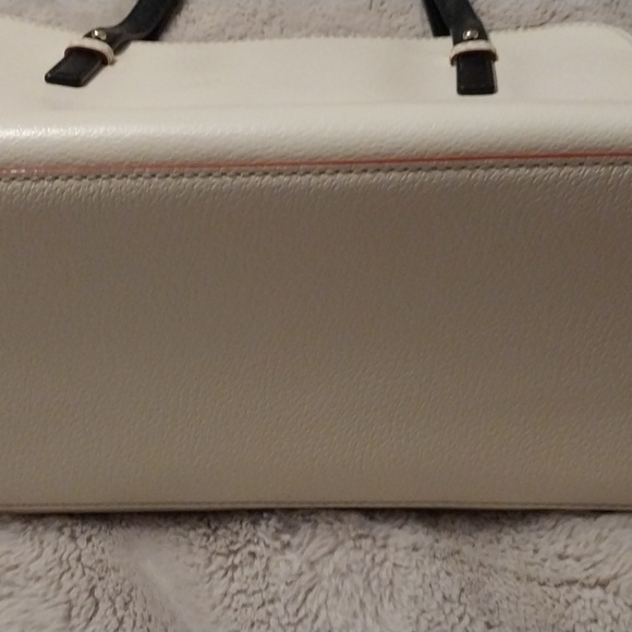 Purse - Picture 7 of 8